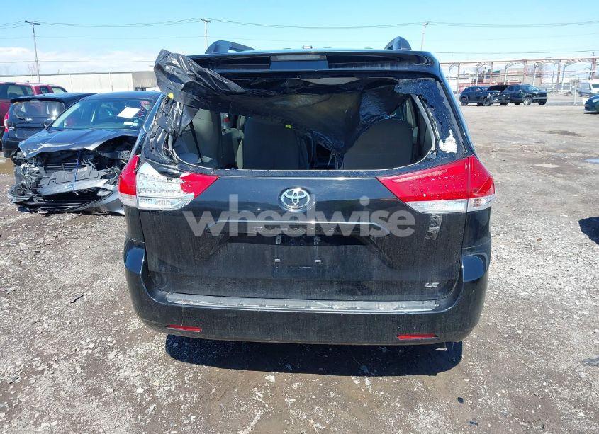 Photo 16 of 2014 Toyota Sienna LE V6 8 PASSENGER (VIN 5TDKK3DC4ES445998)