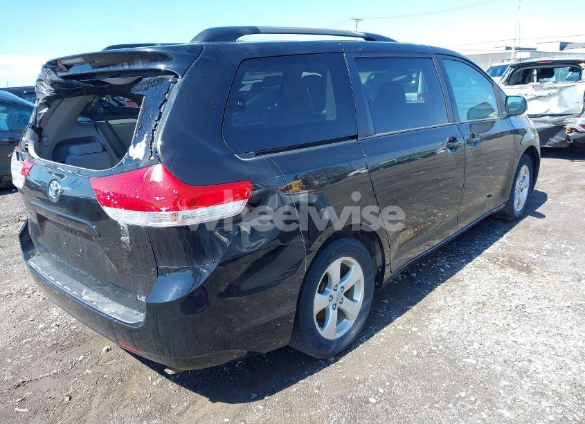 Photo 4 of 2014 Toyota Sienna LE V6 8 PASSENGER (VIN 5TDKK3DC4ES445998)