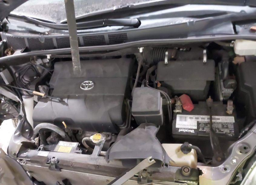 Photo 10 of 2014 Toyota Sienna LE V6 8 PASSENGER (VIN 5TDKK3DC4ES495199)