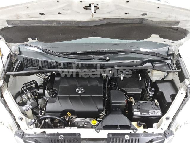 Photo 11 of 2014 TOYOTA SIENNA LE (VIN 5TDKK3DC4ES495638)
