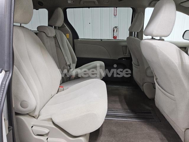 Photo 13 of 2014 TOYOTA SIENNA LE (VIN 5TDKK3DC4ES495638)