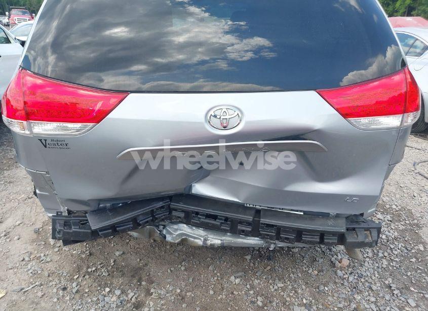 Photo 6 of 2014 Toyota Sienna LE V6 8 PASSENGER (VIN 5TDKK3DC4ES520053)