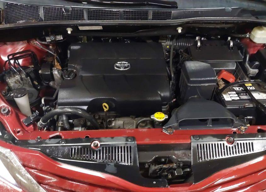 Photo 10 of 2015 Toyota Sienna LE 8 PASSENGER (VIN 5TDKK3DC4FS555418)