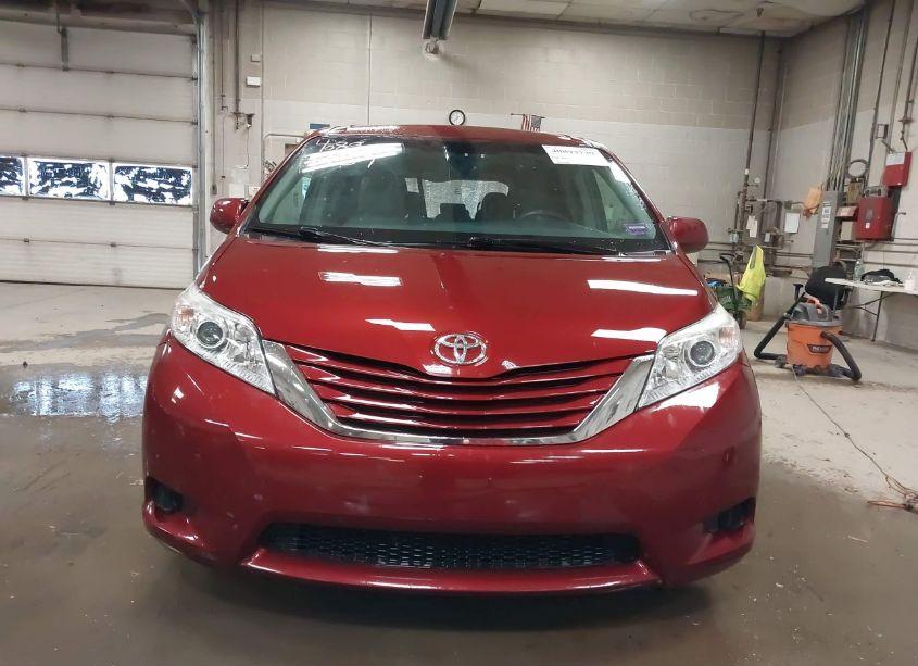 Photo 12 of 2015 Toyota Sienna LE 8 PASSENGER (VIN 5TDKK3DC4FS555418)