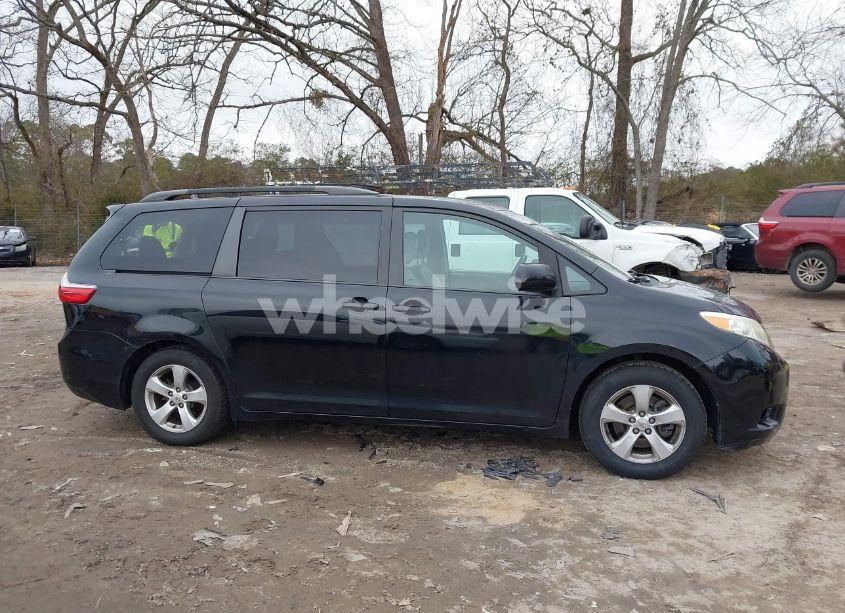 Photo 14 of 2015 Toyota Sienna LE 8 PASSENGER (VIN 5TDKK3DC4FS612233)