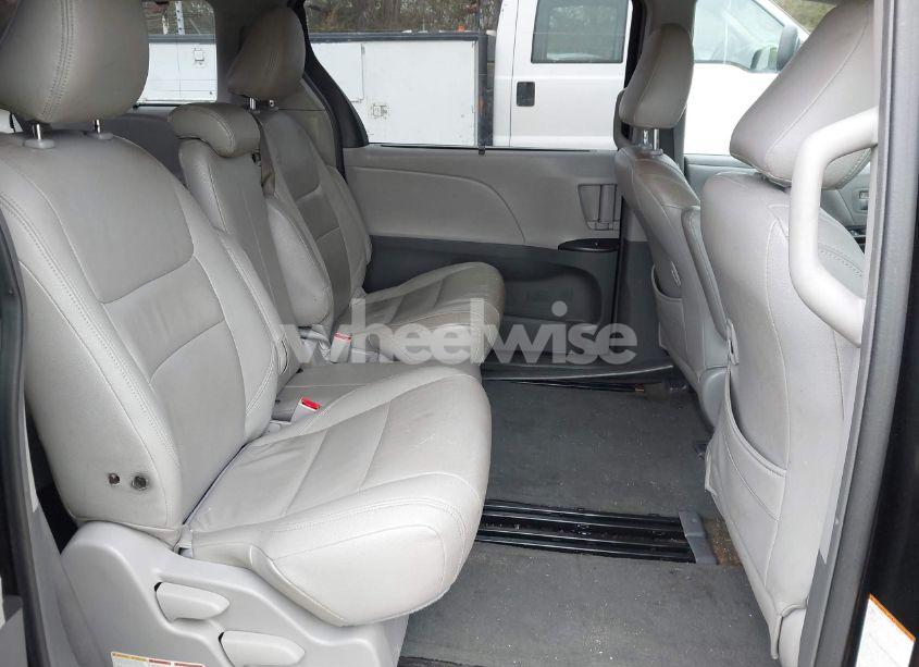 Photo 8 of 2015 Toyota Sienna LE 8 PASSENGER (VIN 5TDKK3DC4FS612233)