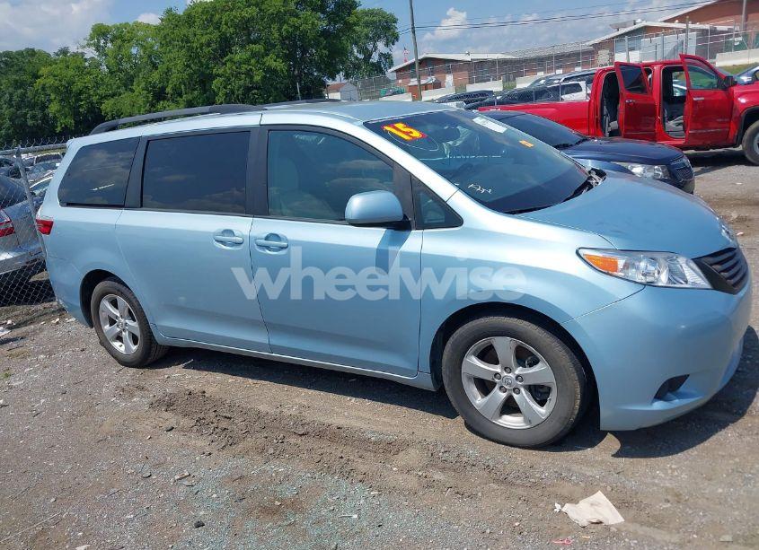 Photo 13 of 2015 Toyota Sienna LE 8 PASSENGER (VIN 5TDKK3DC4FS636029)