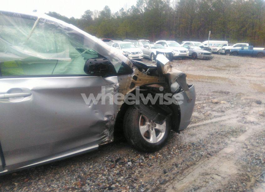 Photo 21 of 2015 Toyota Sienna LE 8 PASSENGER (VIN 5TDKK3DC4FS653929)