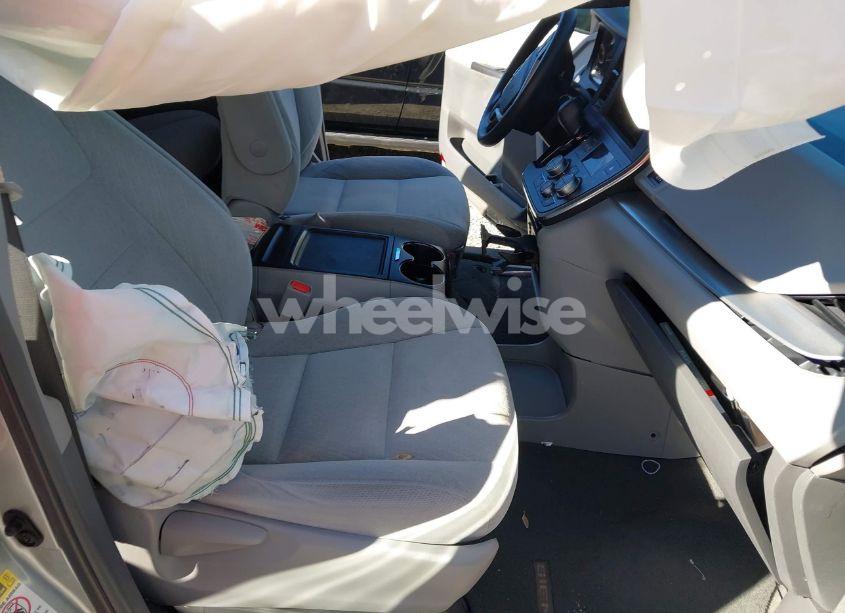 Photo 5 of 2015 Toyota Sienna LE 8 PASSENGER (VIN 5TDKK3DC4FS653929)