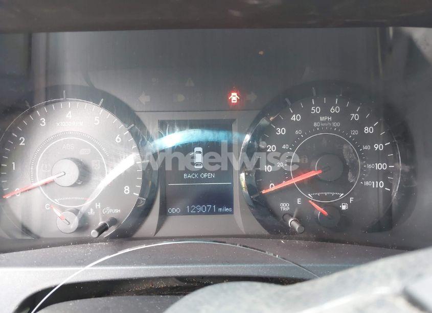 Photo 7 of 2015 Toyota Sienna (VIN 5TDKK3DC4FS684632)