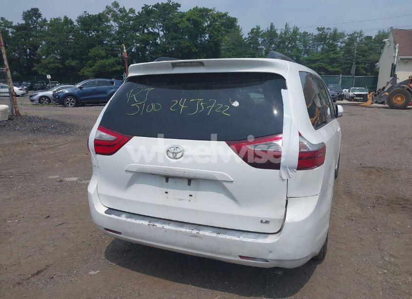 Photo 15 of 2016 Toyota Sienna LE 8 PASSENGER (VIN 5TDKK3DC4GS726041)