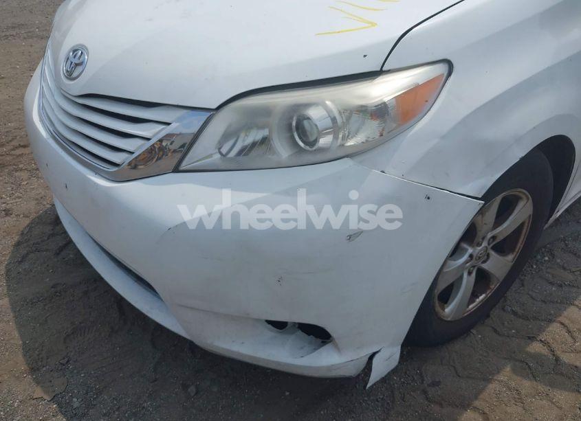 Photo 6 of 2016 Toyota Sienna LE 8 PASSENGER (VIN 5TDKK3DC4GS726041)