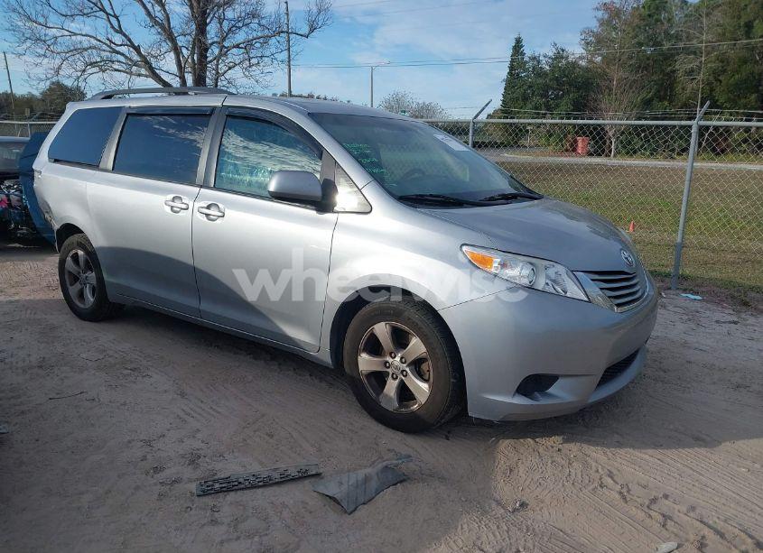 2016 Toyota Sienna LE 8 PASSENGER (VIN 5TDKK3DC4GS765986) main photo