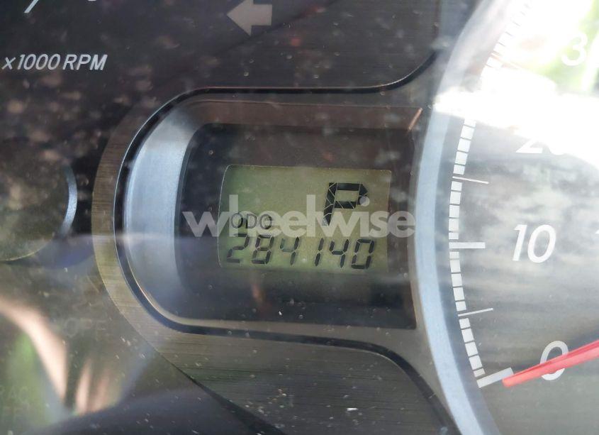 Photo 15 of 2011 Toyota Sienna LE V6 (VIN 5TDKK3DC5BS002349)