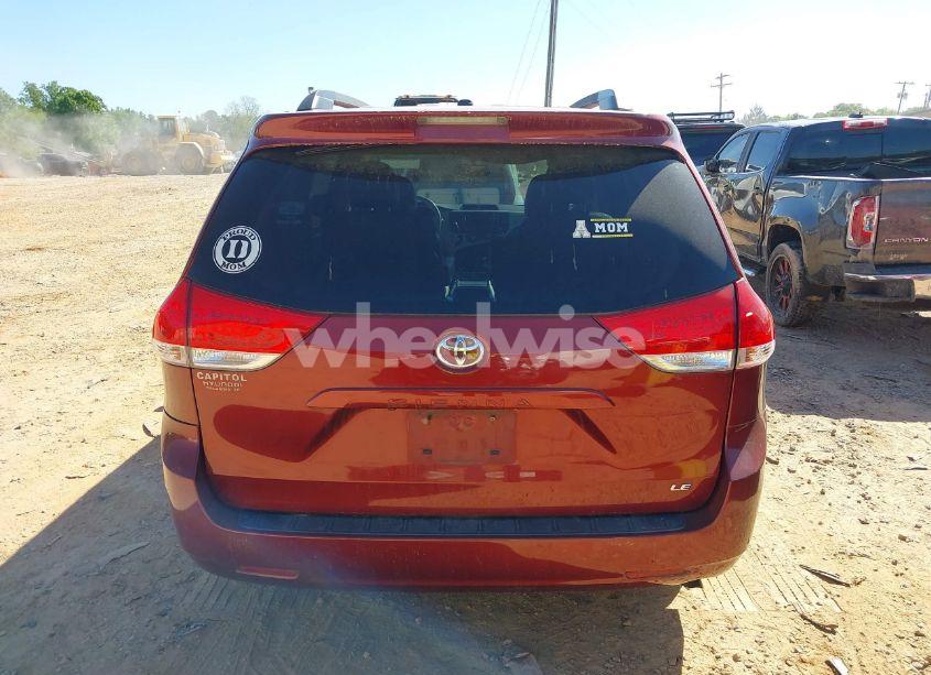 Photo 16 of 2011 Toyota Sienna LE V6 (VIN 5TDKK3DC5BS002349)