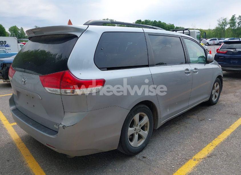Photo 4 of 2011 Toyota Sienna LE V6/LE V6 AUTO ACCESS SEAT (VIN 5TDKK3DC5BS036145)