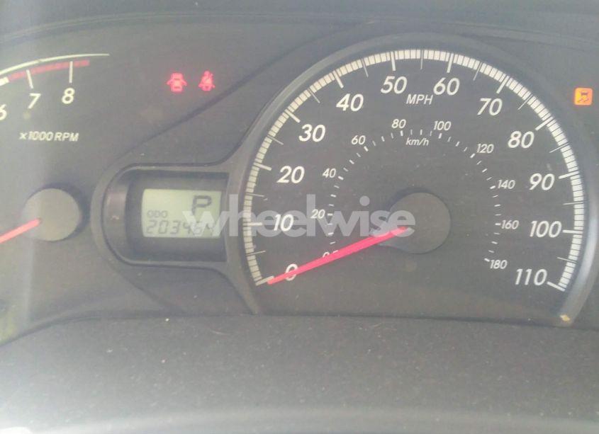 Photo 7 of 2011 Toyota Sienna LE V6 (VIN 5TDKK3DC5BS042852)