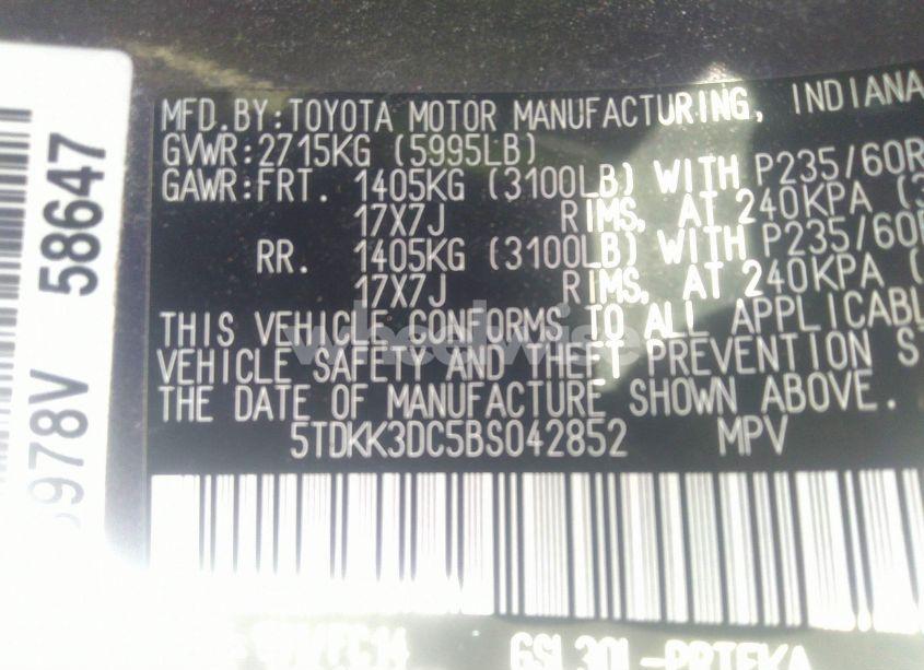 Photo 9 of 2011 Toyota Sienna LE V6 (VIN 5TDKK3DC5BS042852)