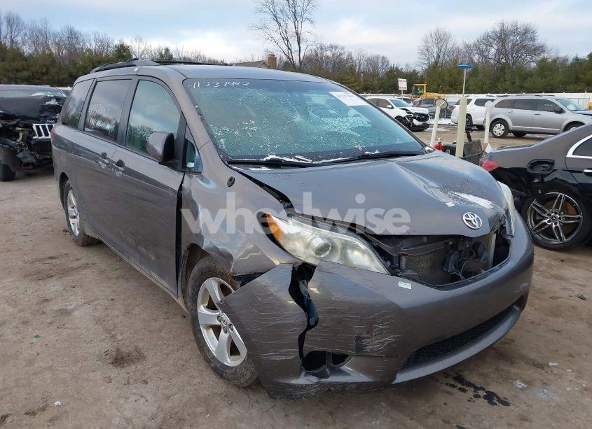 Photo 6 of 2012 Toyota Sienna LE V6 8 PASSENGER (VIN 5TDKK3DC5CS184085)