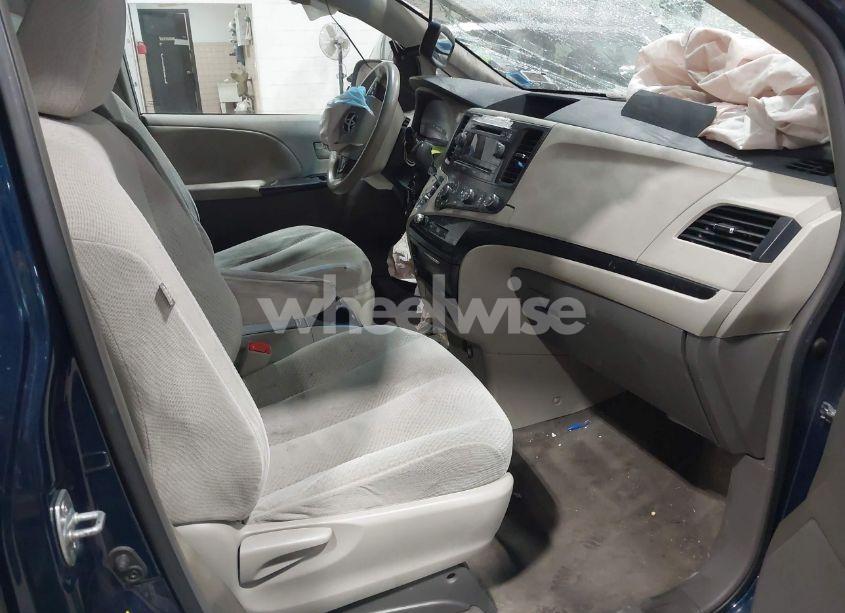 Photo 5 of 2012 Toyota Sienna LE V6 8 PASSENGER (VIN 5TDKK3DC5CS196480)