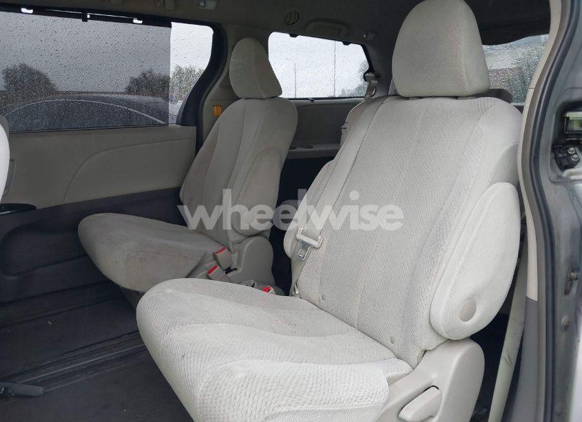 Photo 8 of 2012 Toyota Sienna LE V6 8 PASSENGER (VIN 5TDKK3DC5CS202133)