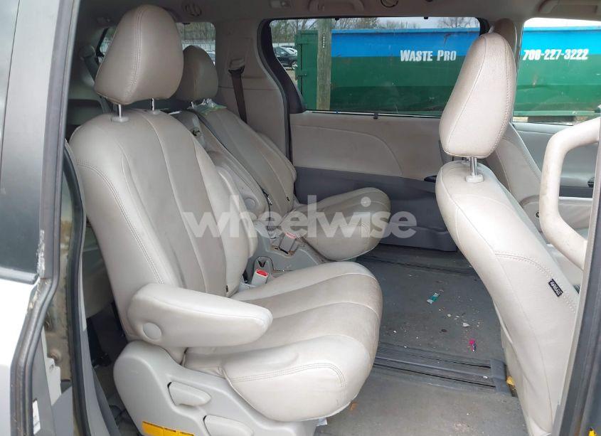 Photo 8 of 2012 Toyota Sienna LE V6 8 PASSENGER (VIN 5TDKK3DC5CS202245)