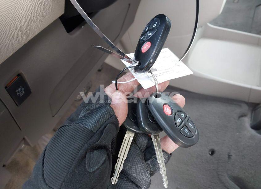 Photo 11 of 2012 Toyota Sienna LE V6 8 PASSENGER (VIN 5TDKK3DC5CS203668)