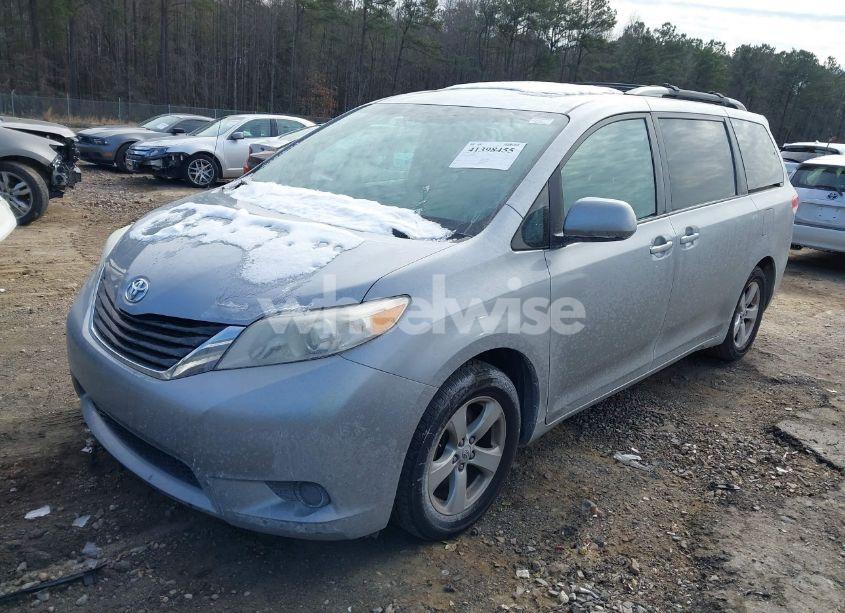 Photo 2 of 2012 Toyota Sienna LE V6 8 PASSENGER (VIN 5TDKK3DC5CS203668)