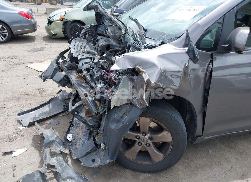 Photo 13 of 2012 Toyota Sienna LE V6 8 PASSENGER (VIN 5TDKK3DC5CS265314)