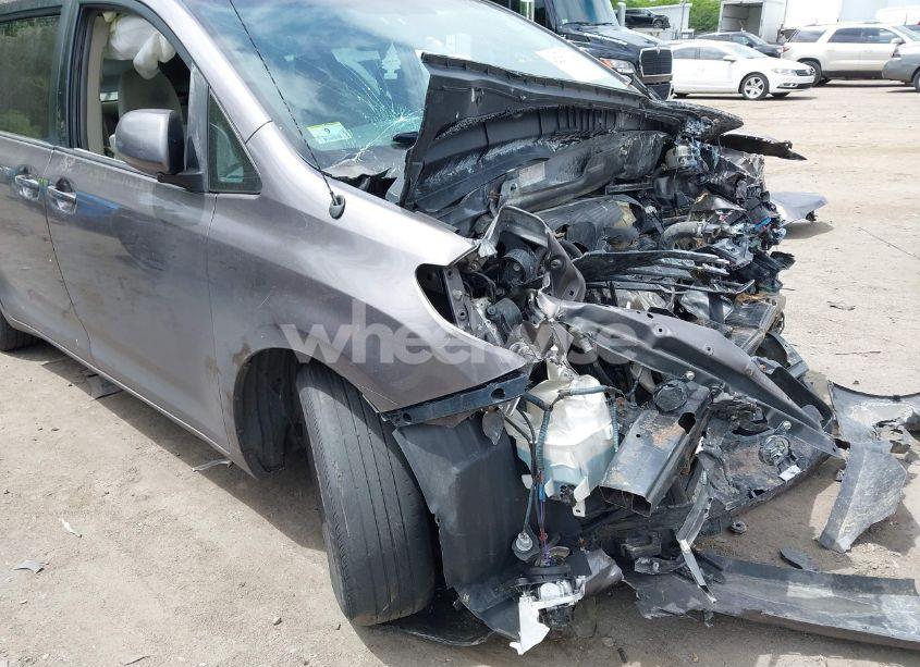 Photo 14 of 2012 Toyota Sienna LE V6 8 PASSENGER (VIN 5TDKK3DC5CS265314)