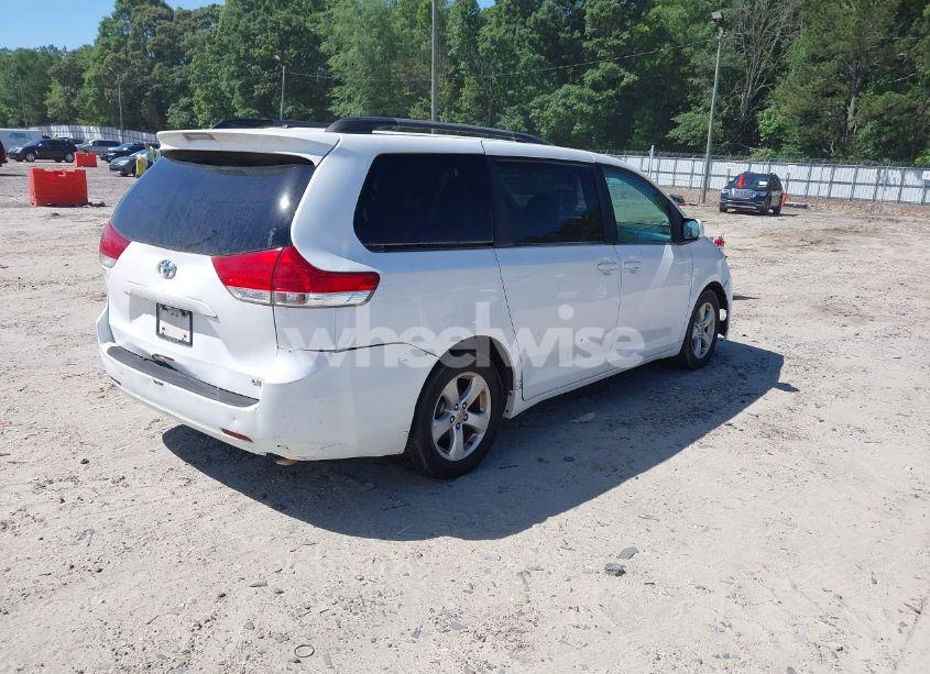 Photo 4 of 2013 Toyota Sienna LE V6 8 PASSENGER (VIN 5TDKK3DC5DS352079)