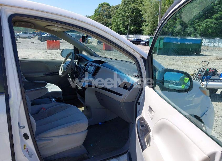 Photo 5 of 2013 Toyota Sienna LE V6 8 PASSENGER (VIN 5TDKK3DC5DS352079)