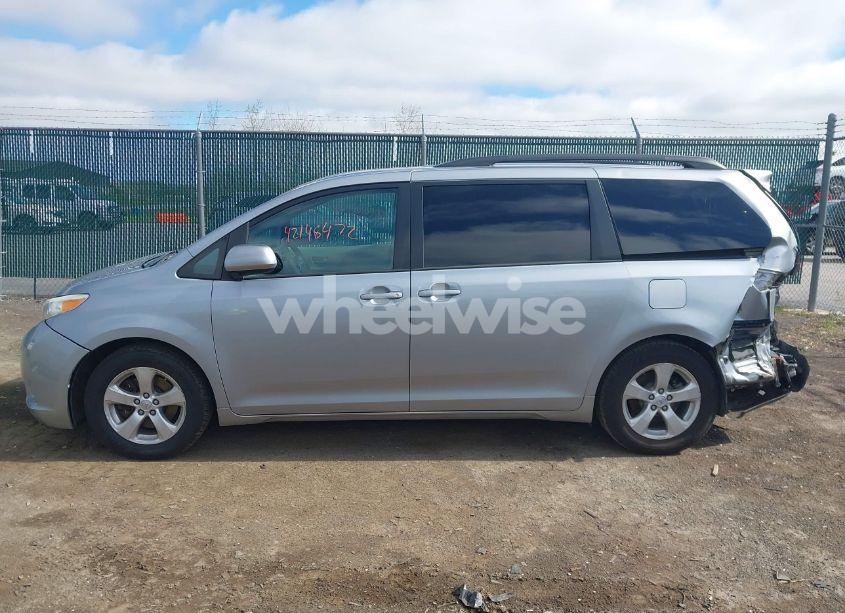Photo 14 of 2013 Toyota Sienna LE V6 8 PASSENGER (VIN 5TDKK3DC5DS353927)