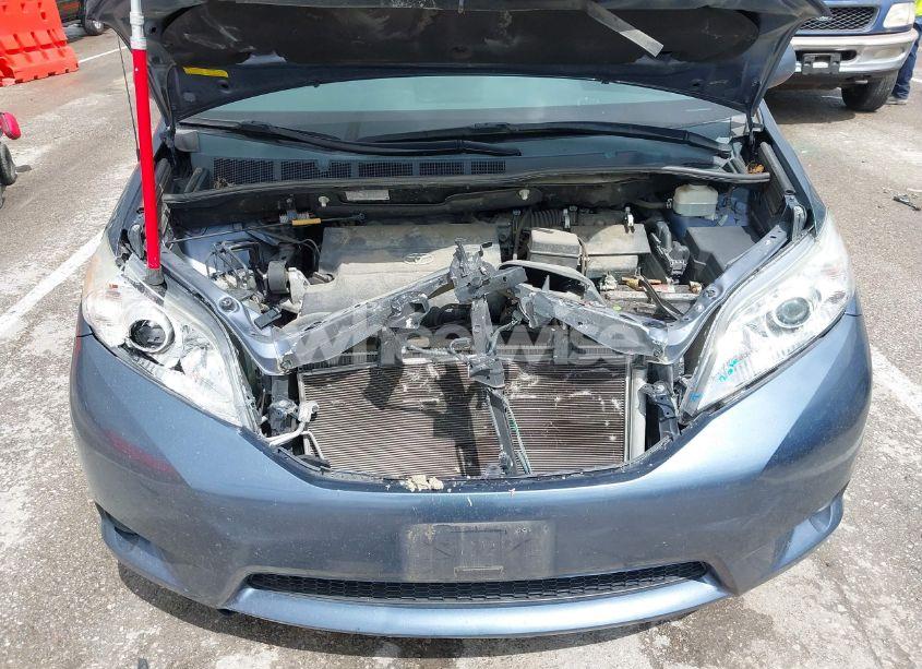 Photo 10 of 2013 Toyota Sienna LE V6 8 PASSENGER (VIN 5TDKK3DC5DS378455)