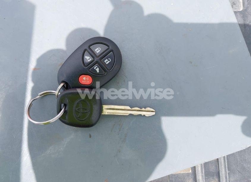 Photo 11 of 2013 Toyota Sienna LE V6 8 PASSENGER (VIN 5TDKK3DC5DS378455)