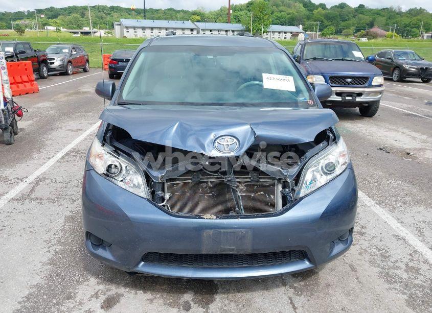 Photo 12 of 2013 Toyota Sienna LE V6 8 PASSENGER (VIN 5TDKK3DC5DS378455)