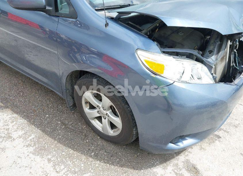 Photo 17 of 2013 Toyota Sienna LE V6 8 PASSENGER (VIN 5TDKK3DC5DS378455)