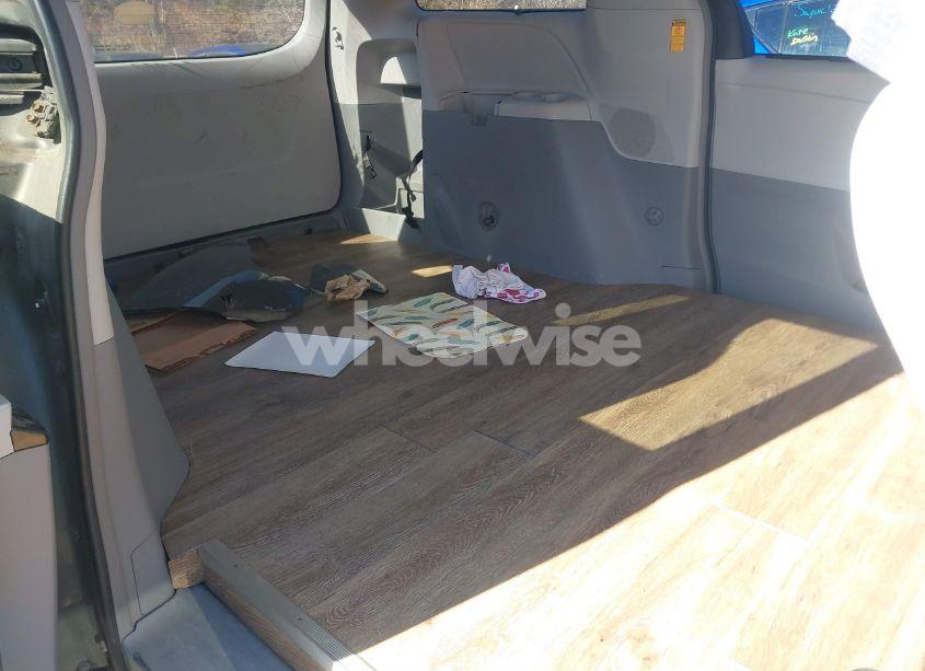 Photo 8 of 2013 Toyota Sienna LE V6 8 PASSENGER (VIN 5TDKK3DC5DS402589)