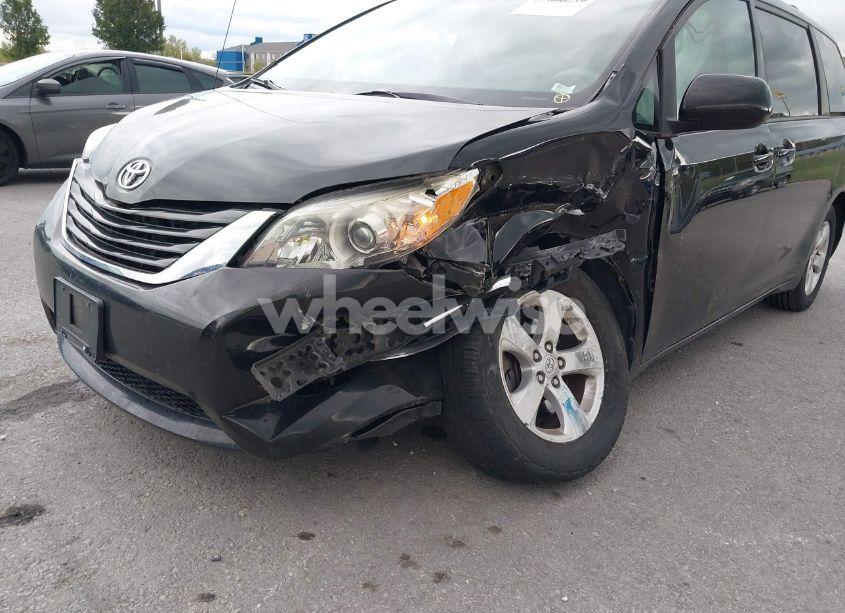 Photo 6 of 2014 Toyota Sienna LE V6 8 PASSENGER (VIN 5TDKK3DC5ES413397)