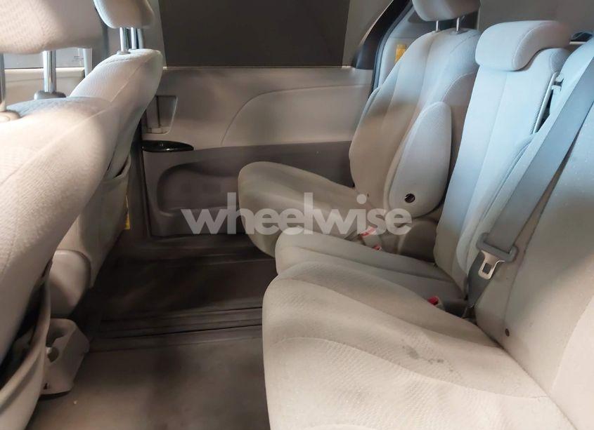 Photo 8 of 2014 Toyota Sienna LE V6 8 PASSENGER (VIN 5TDKK3DC5ES480677)