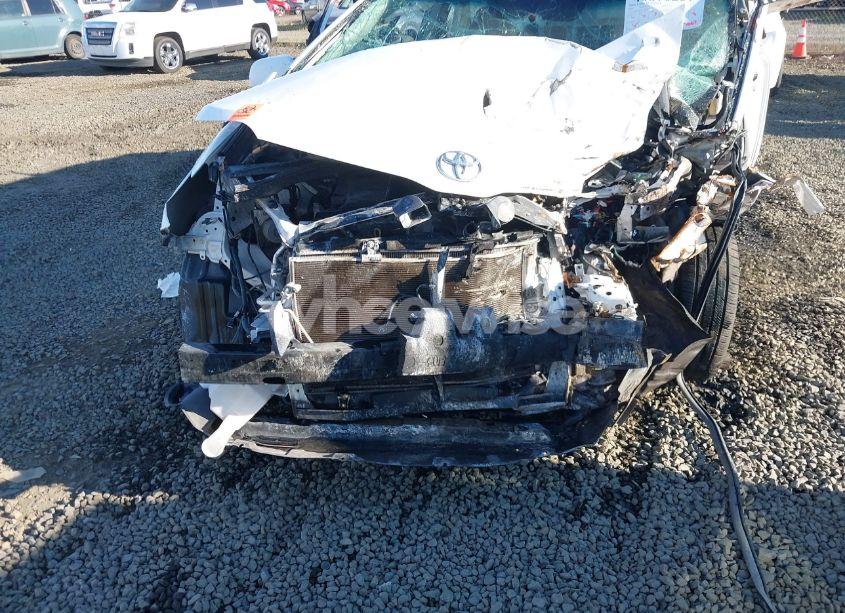 Photo 20 of 2014 Toyota Sienna LE V6 8 PASSENGER (VIN 5TDKK3DC5ES485457)