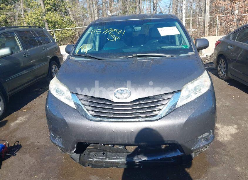 Photo 12 of 2015 Toyota Sienna LE 8 PASSENGER (VIN 5TDKK3DC5FS538983)