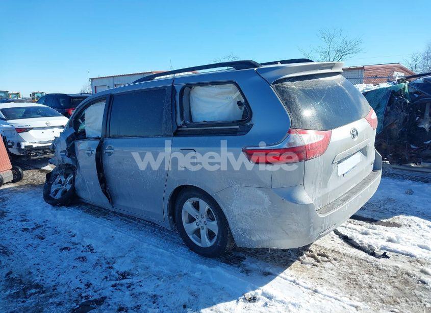 Photo 3 of 2015 Toyota Sienna LE 8 PASSENGER (VIN 5TDKK3DC5FS564953)