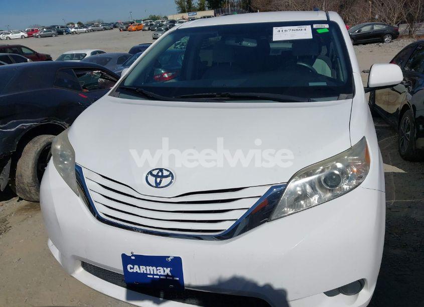 Photo 12 of 2015 Toyota Sienna LE 8 PASSENGER (VIN 5TDKK3DC5FS573166)