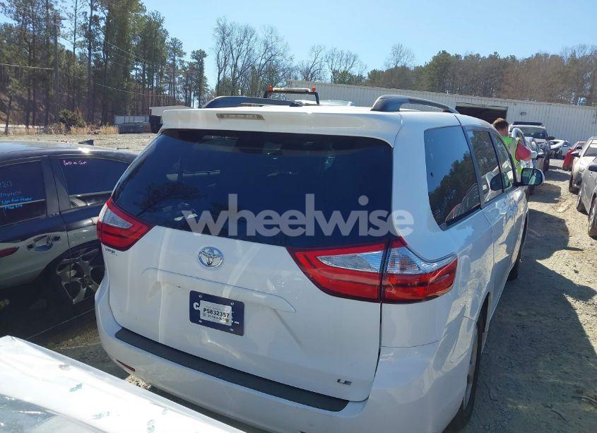 Photo 16 of 2015 Toyota Sienna LE 8 PASSENGER (VIN 5TDKK3DC5FS573166)