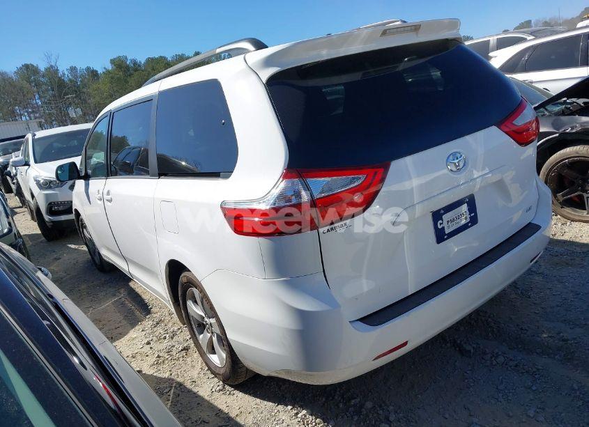 Photo 3 of 2015 Toyota Sienna LE 8 PASSENGER (VIN 5TDKK3DC5FS573166)