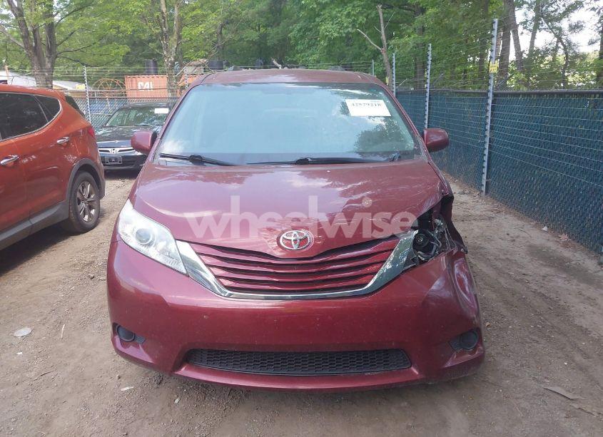 Photo 12 of 2015 Toyota Sienna LE 8 PASSENGER (VIN 5TDKK3DC5FS576035)