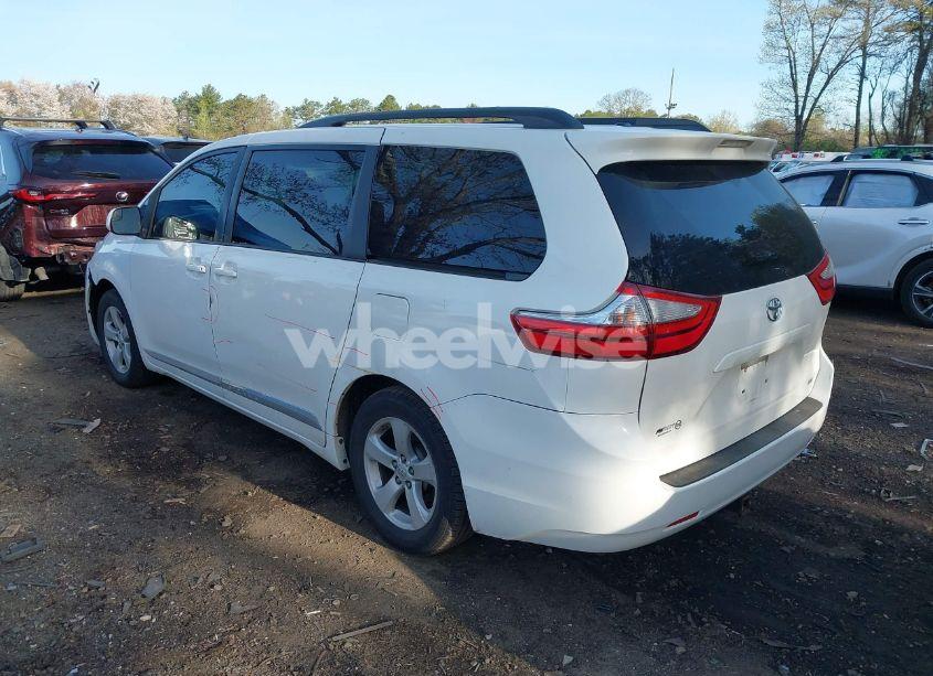 Photo 3 of 2015 Toyota Sienna LE 8 PASSENGER (VIN 5TDKK3DC5FS577945)