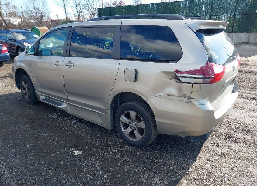 Photo 3 of 2015 Toyota Sienna LE 7 PASSENGER (VIN 5TDKK3DC5FS593921)