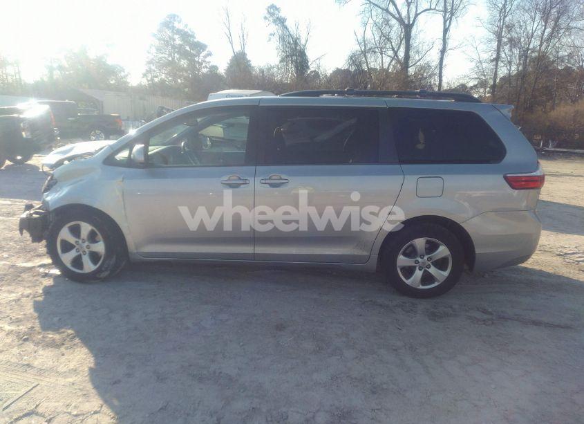 Photo 14 of 2015 Toyota Sienna LE 8 PASSENGER (VIN 5TDKK3DC5FS599850)